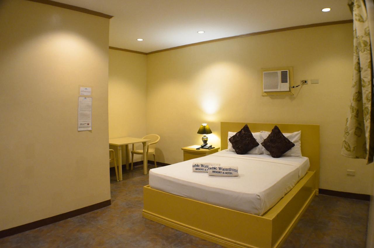 Subic Waterfront Resort And Hotel Exterior photo