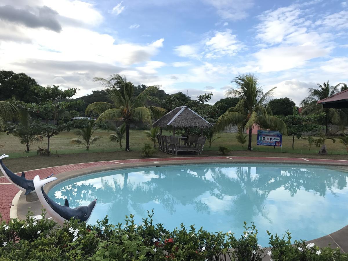 Subic Waterfront Resort And Hotel Exterior photo
