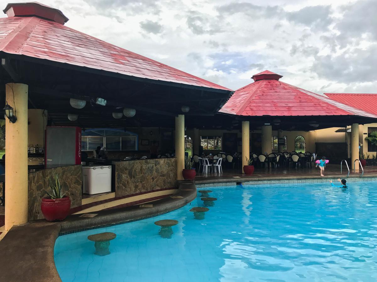 Subic Waterfront Resort And Hotel Exterior photo